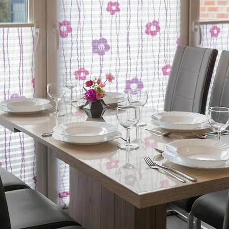 Ferienhaus-lucky-bis-6-personen-mit-garten-und-haustier Holiday home *