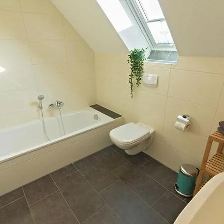 Ferienhaus-lucky-bis-6-personen-mit-garten-und-haustier Holiday home *